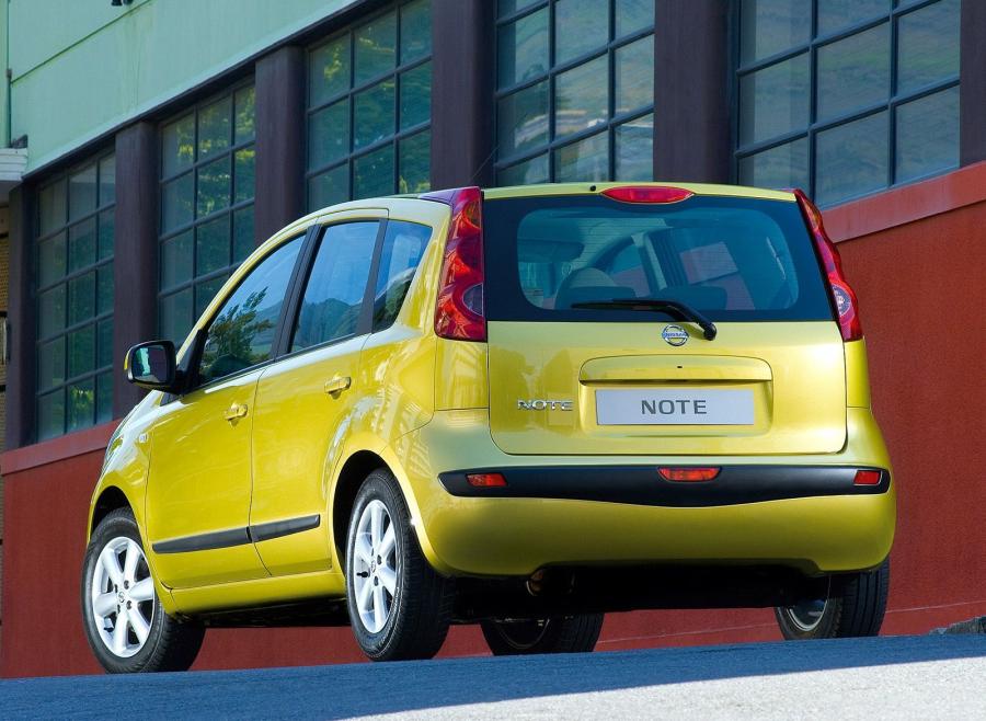  Nissan Note 2005 года  (фото 3 из 22)